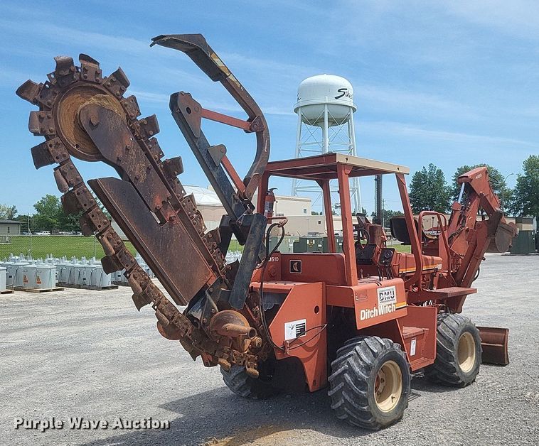 image for item DR4792 1998 Ditch Witch  5110 trencher