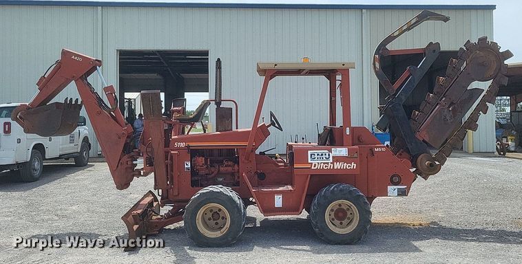 image for item DR4792 1998 Ditch Witch  5110 trencher