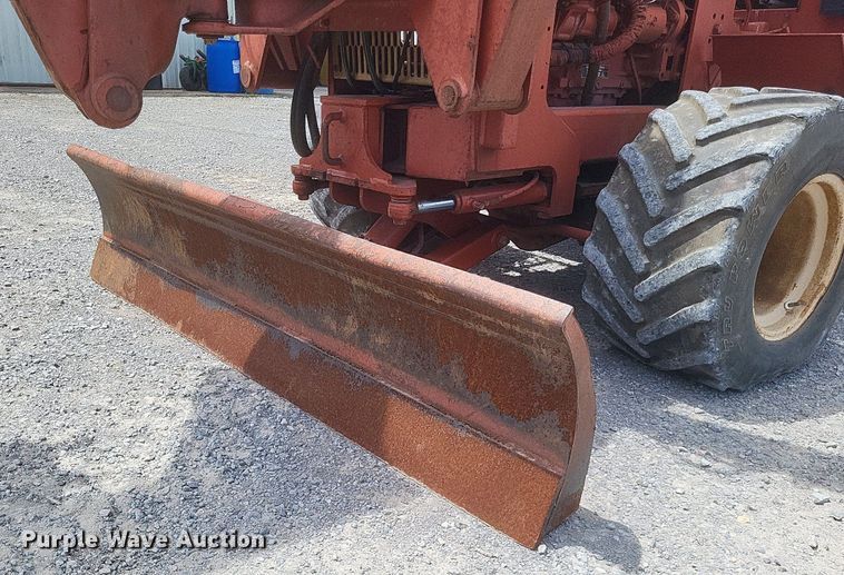 image for item DR4792 1998 Ditch Witch  5110 trencher