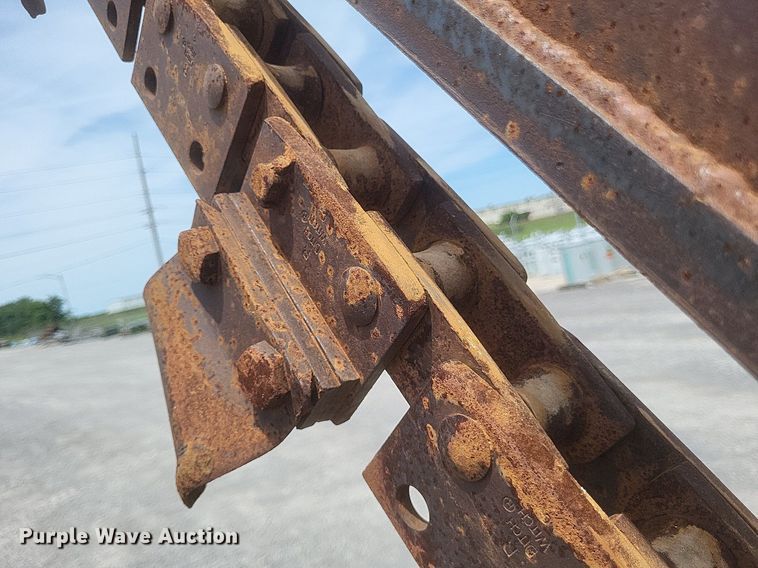 image for item DR4792 1998 Ditch Witch  5110 trencher