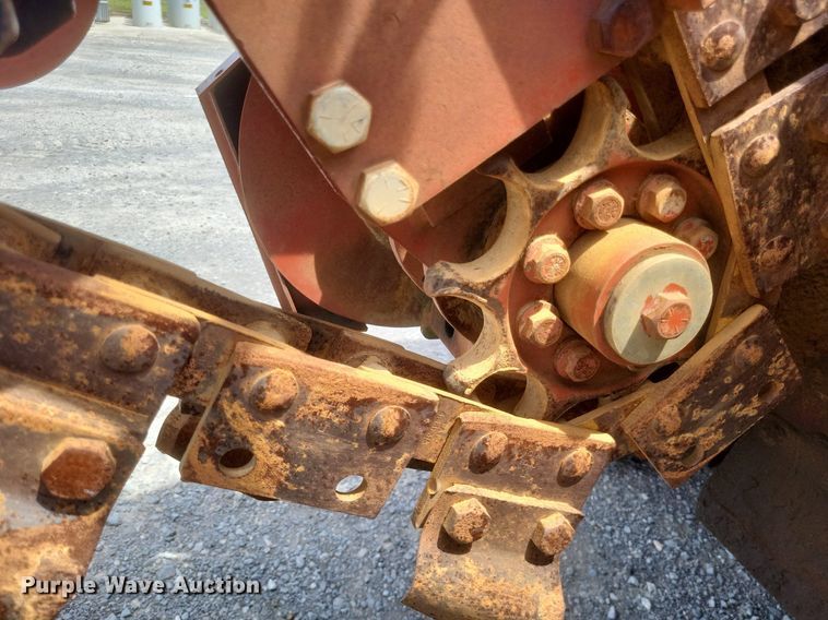 image for item DR4792 1998 Ditch Witch  5110 trencher