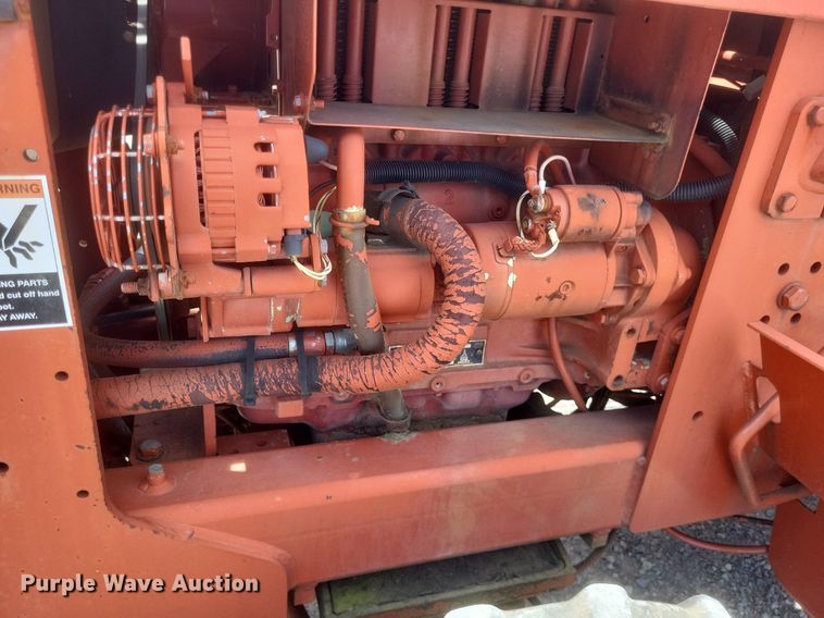 image for item DR4792 1998 Ditch Witch  5110 trencher