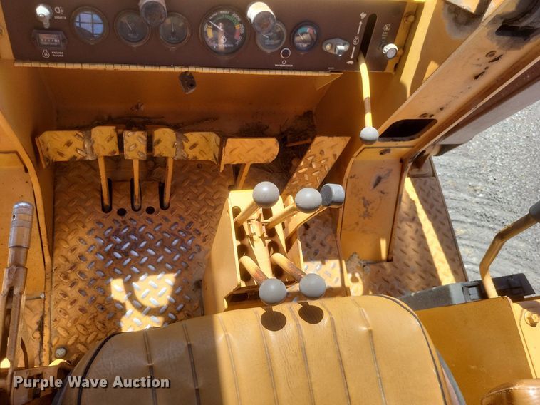 image for item DR4801 1986 Case 1155D track loader