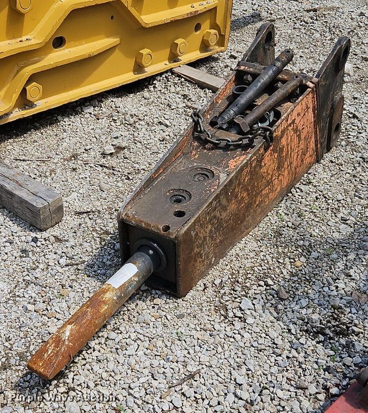 image for item DR8606 Stanley breaker