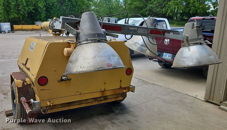 image for item DR8612 Amida light plant