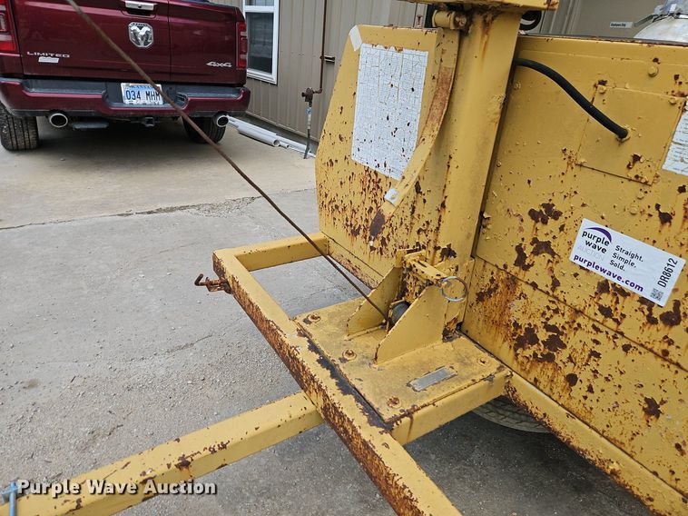 image for item DR8612 Amida light plant