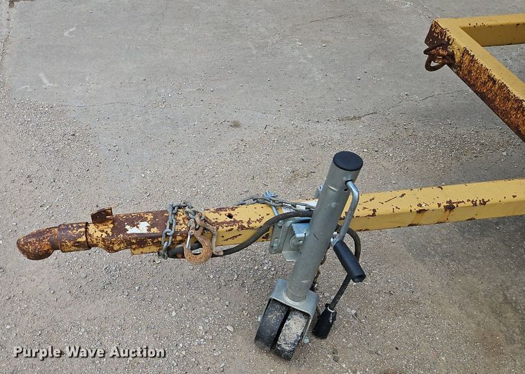 image for item DR8612 Amida light plant