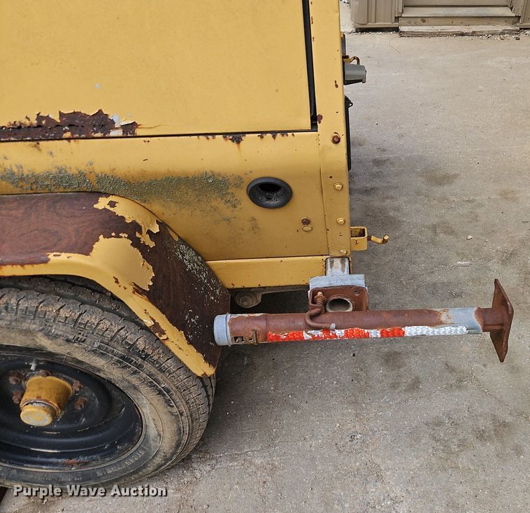 image for item DR8612 Amida light plant