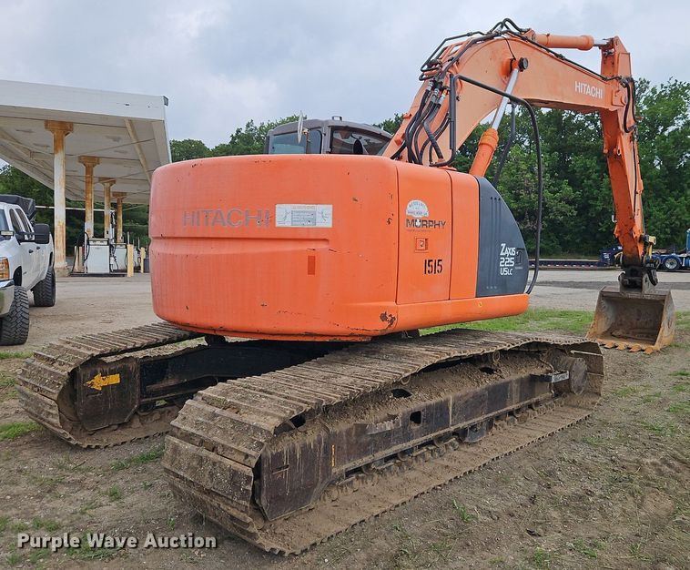image for item DR8634 2005 Hitachi  225USLC excavator