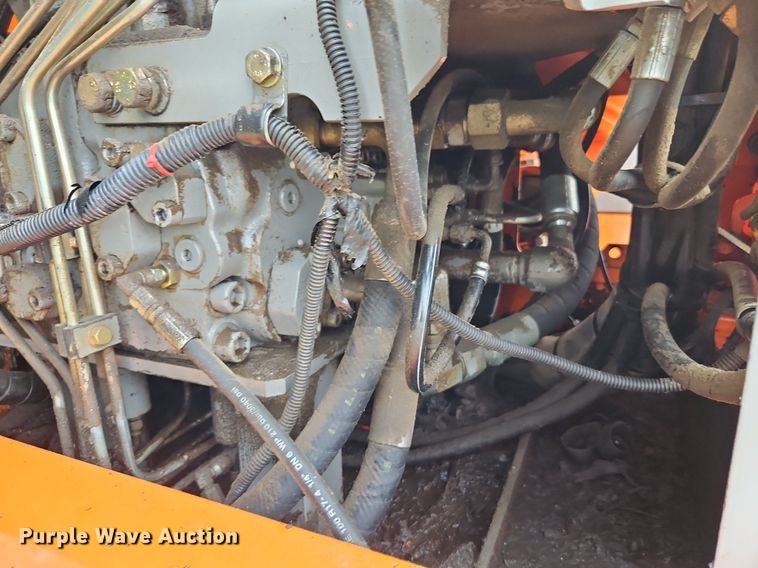 image for item DR8634 2005 Hitachi  225USLC excavator