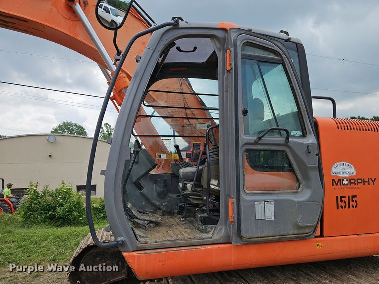 image for item DR8634 2005 Hitachi  225USLC excavator