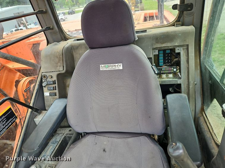 image for item DR8634 2005 Hitachi  225USLC excavator