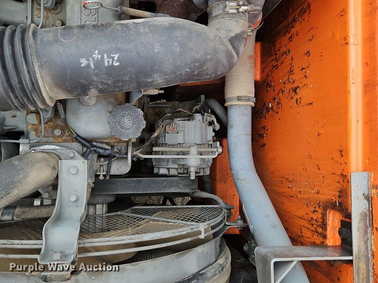 image for item DR8634 2005 Hitachi  225USLC excavator