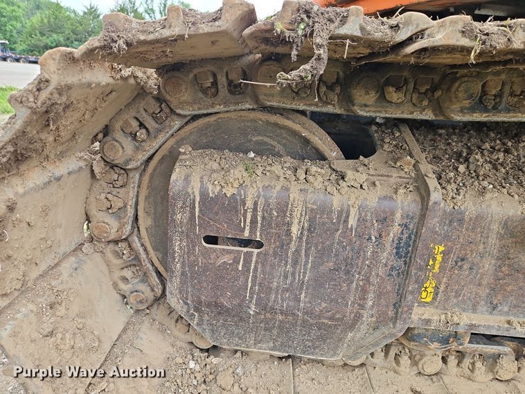 image for item DR8634 2005 Hitachi  225USLC excavator