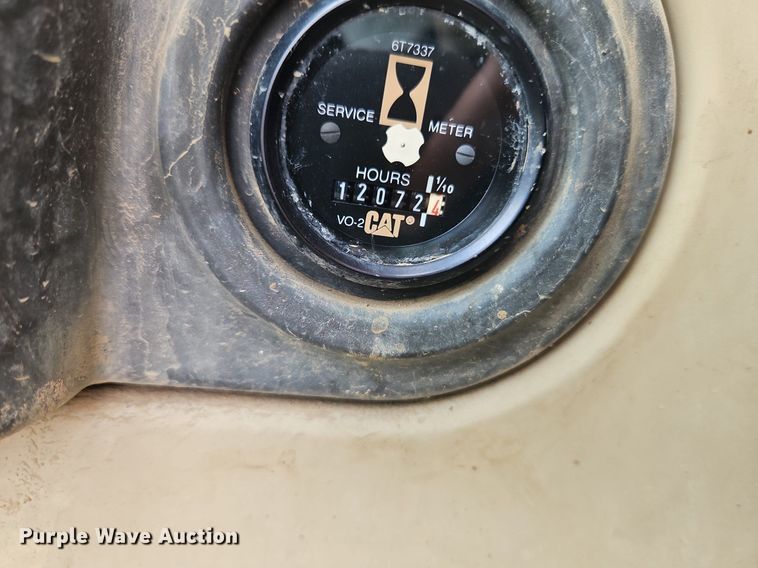 image for item DR8635 2002 Caterpillar  325C excavator