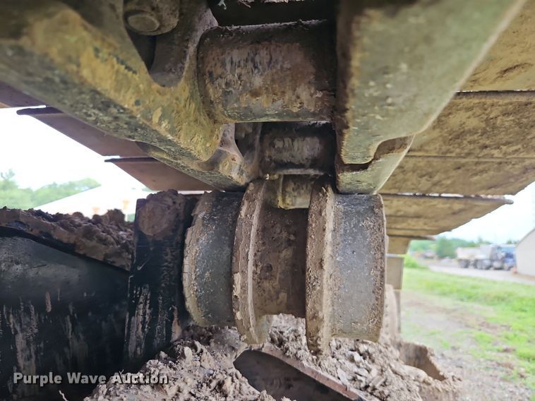 image for item DR8635 2002 Caterpillar  325C excavator