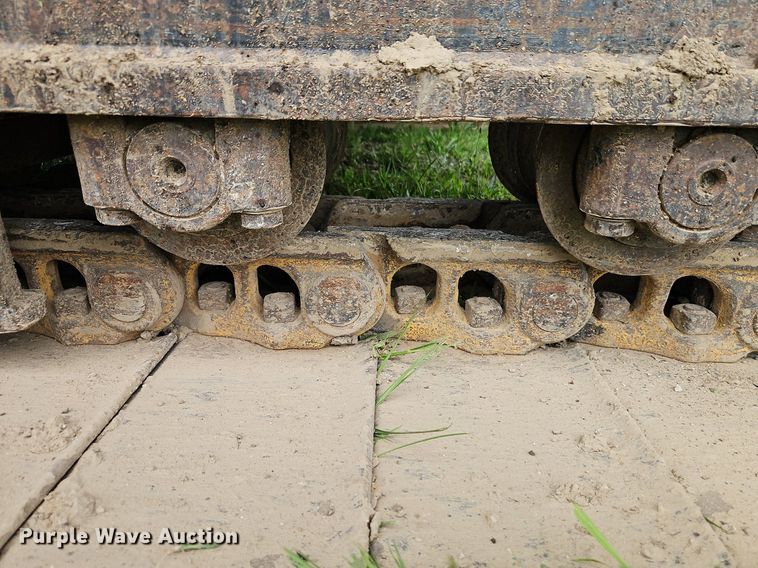 image for item DR8635 2002 Caterpillar  325C excavator