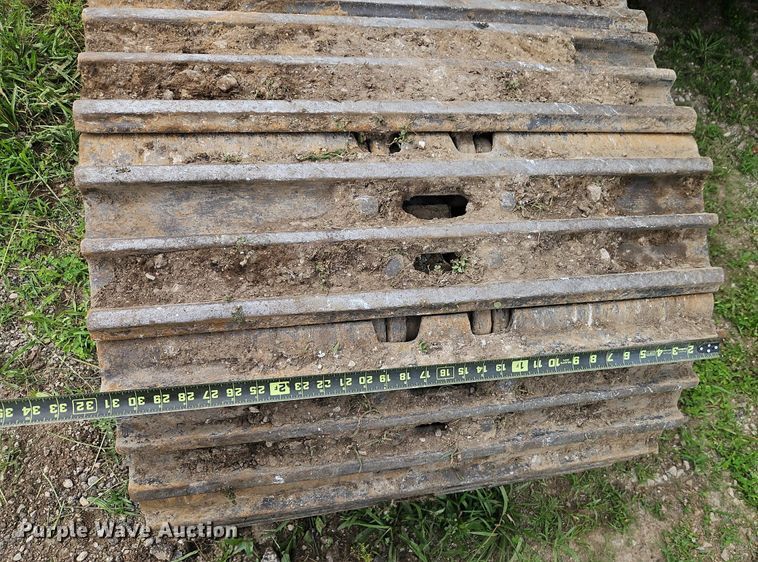 image for item DR8635 2002 Caterpillar  325C excavator