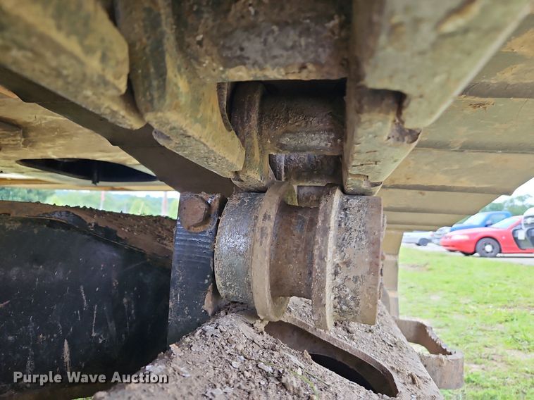 image for item DR8635 2002 Caterpillar  325C excavator