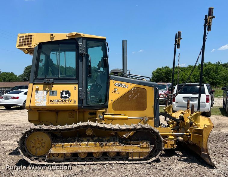 image for item DS3061 2007 John Deere  450J LT dozer