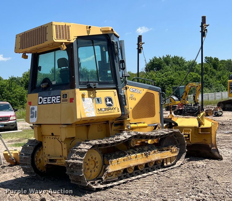 image for item DS3061 2007 John Deere  450J LT dozer