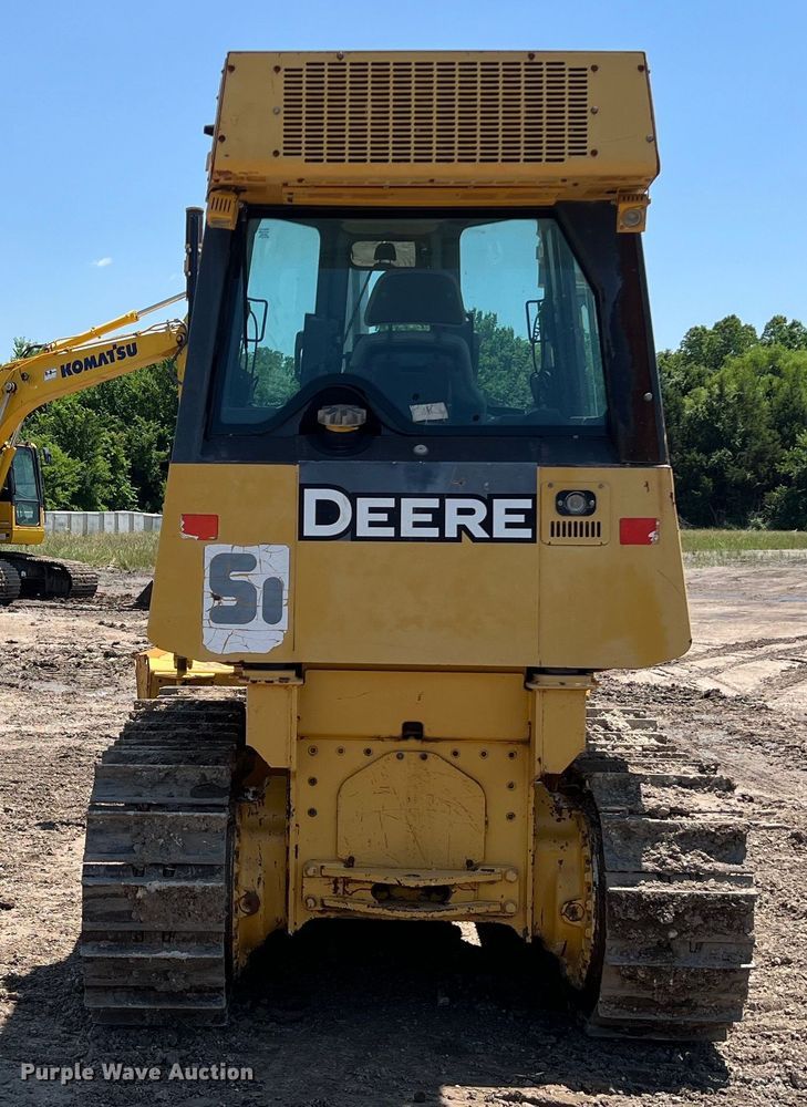 image for item DS3061 2007 John Deere  450J LT dozer