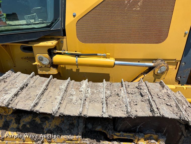 image for item DS3061 2007 John Deere  450J LT dozer