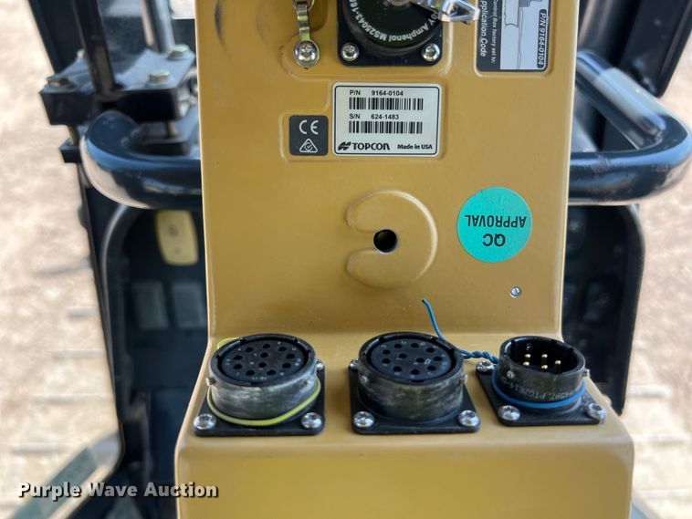 image for item DS3061 2007 John Deere  450J LT dozer