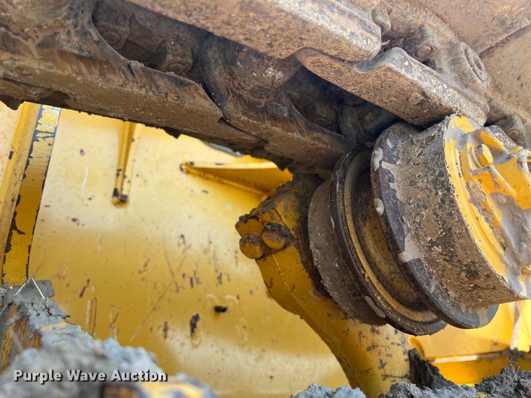 image for item DS3061 2007 John Deere  450J LT dozer