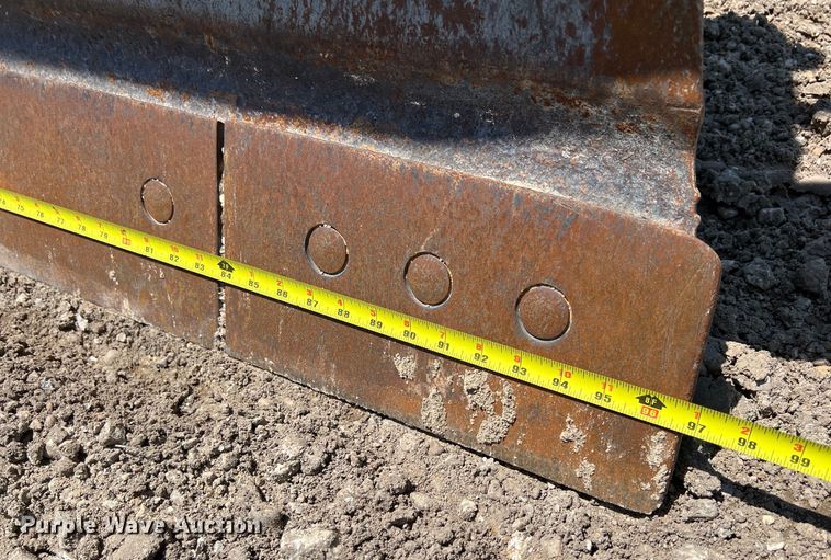 image for item DS3061 2007 John Deere  450J LT dozer