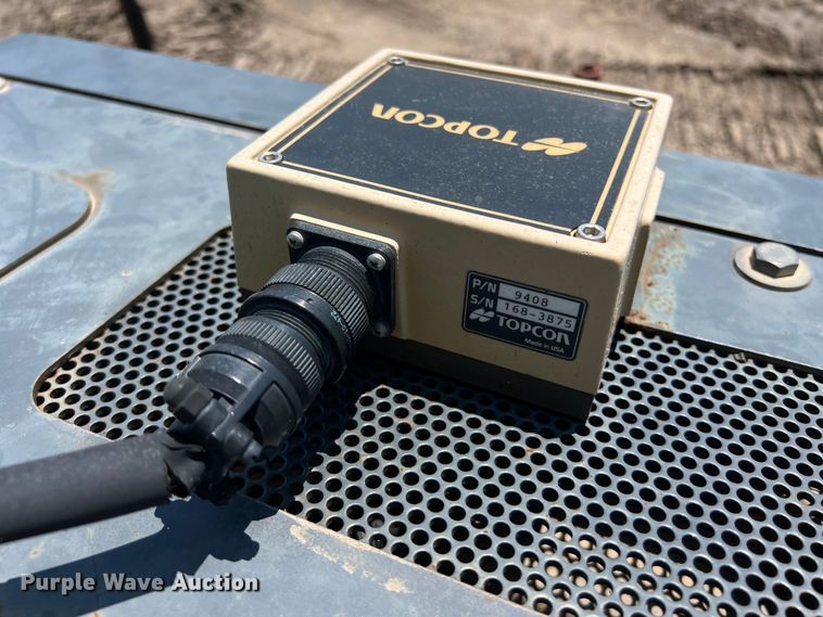 image for item DS3062 2008 John Deere  450J LT dozer