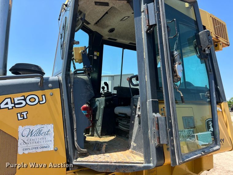 image for item DS3062 2008 John Deere  450J LT dozer