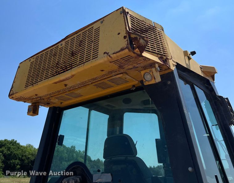 image for item DS3062 2008 John Deere  450J LT dozer