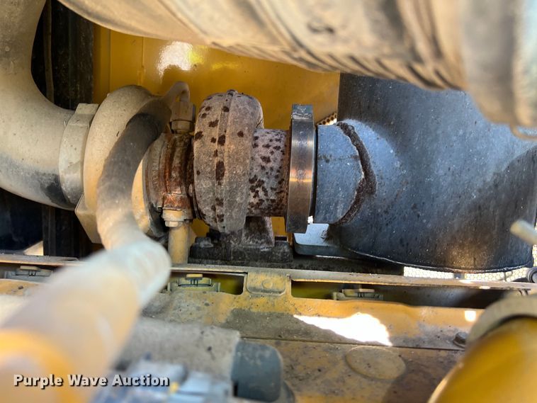 image for item DS3062 2008 John Deere  450J LT dozer