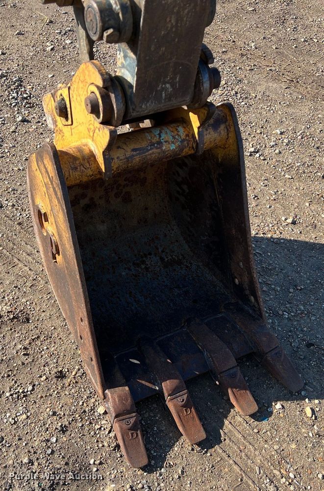 image for item DS3063 2005 John Deere 35D mini excavator