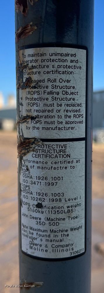 image for item DS3063 2005 John Deere 35D mini excavator