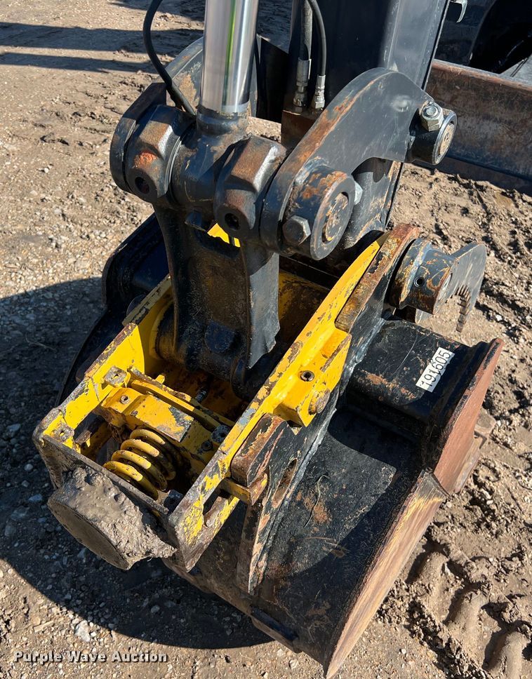 image for item DS3065 2019 John Deere 60G mini excavator