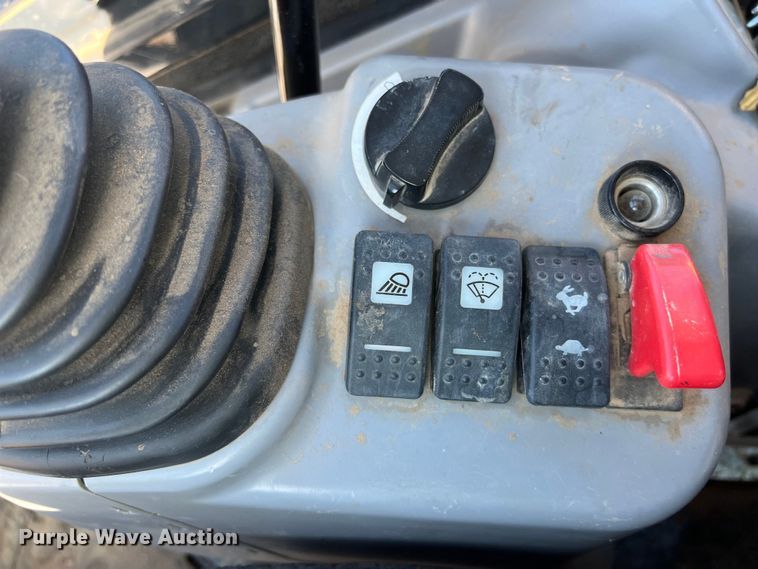 image for item DS3065 2019 John Deere 60G mini excavator