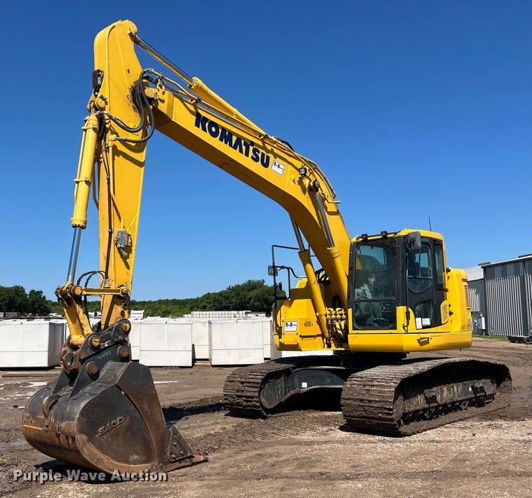 image for item DS3066 2020 Komatsu PC238USLC-11 excavator