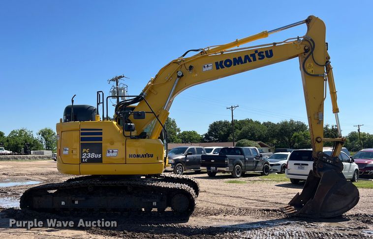 image for item DS3066 2020 Komatsu PC238USLC-11 excavator