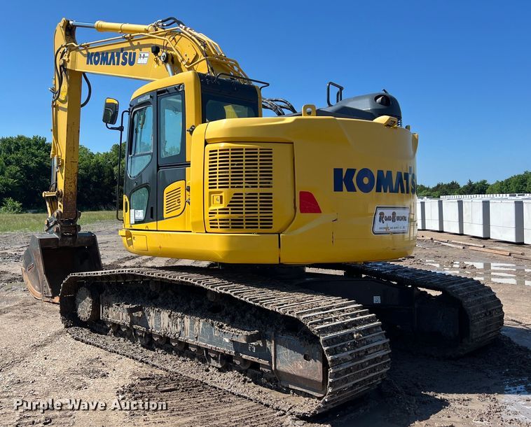 image for item DS3066 2020 Komatsu PC238USLC-11 excavator