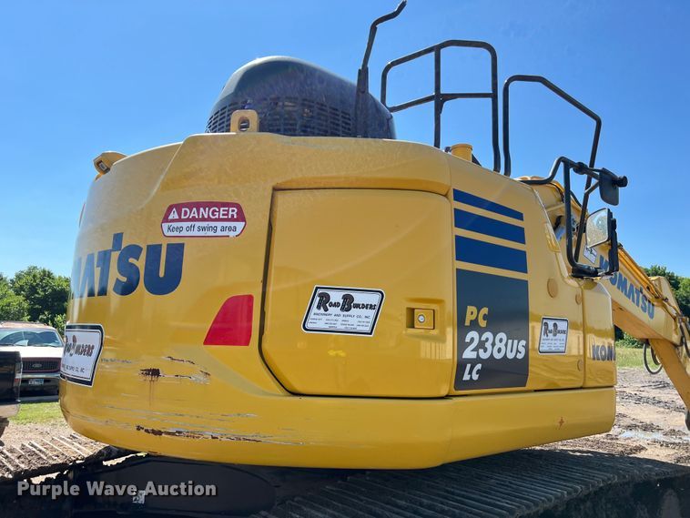 image for item DS3066 2020 Komatsu PC238USLC-11 excavator
