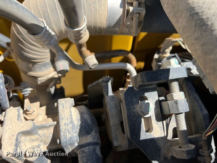 image for item DS3066 2020 Komatsu PC238USLC-11 excavator