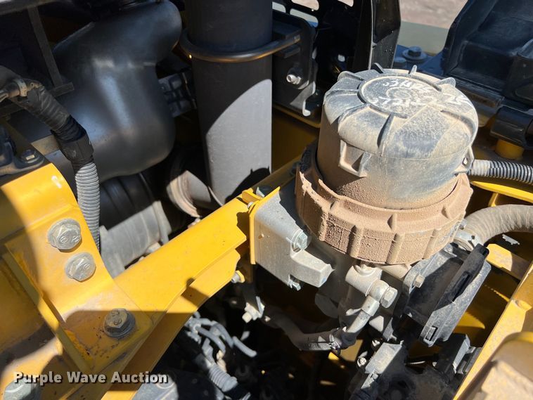 image for item DS3066 2020 Komatsu PC238USLC-11 excavator