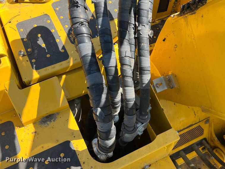 image for item DS3066 2020 Komatsu PC238USLC-11 excavator