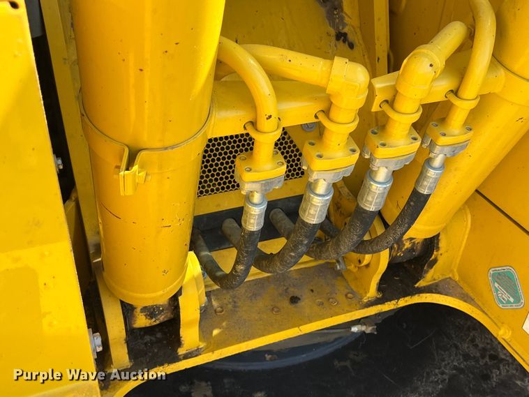 image for item DS3066 2020 Komatsu PC238USLC-11 excavator