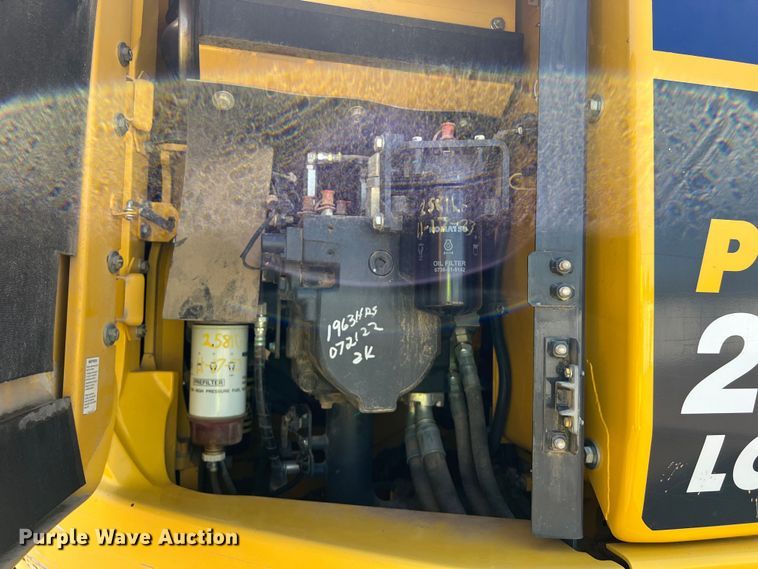image for item DS3066 2020 Komatsu PC238USLC-11 excavator