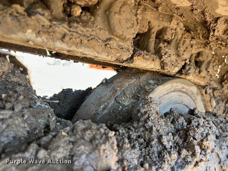 image for item DS3066 2020 Komatsu PC238USLC-11 excavator