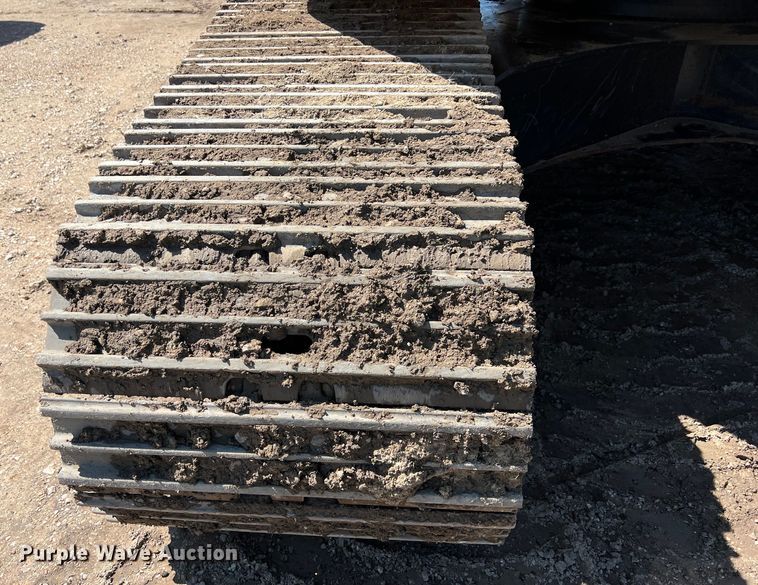 image for item DS3066 2020 Komatsu PC238USLC-11 excavator