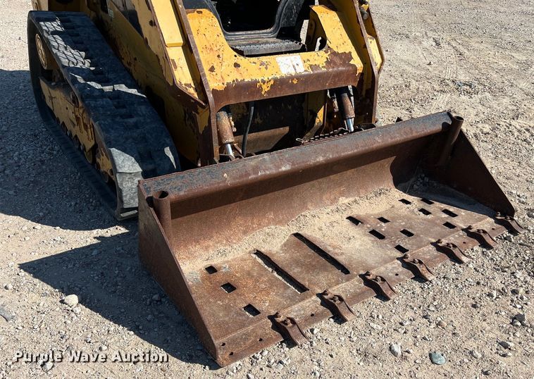 image for item DS3068 2015 Caterpillar 259D tracked skid steer loader